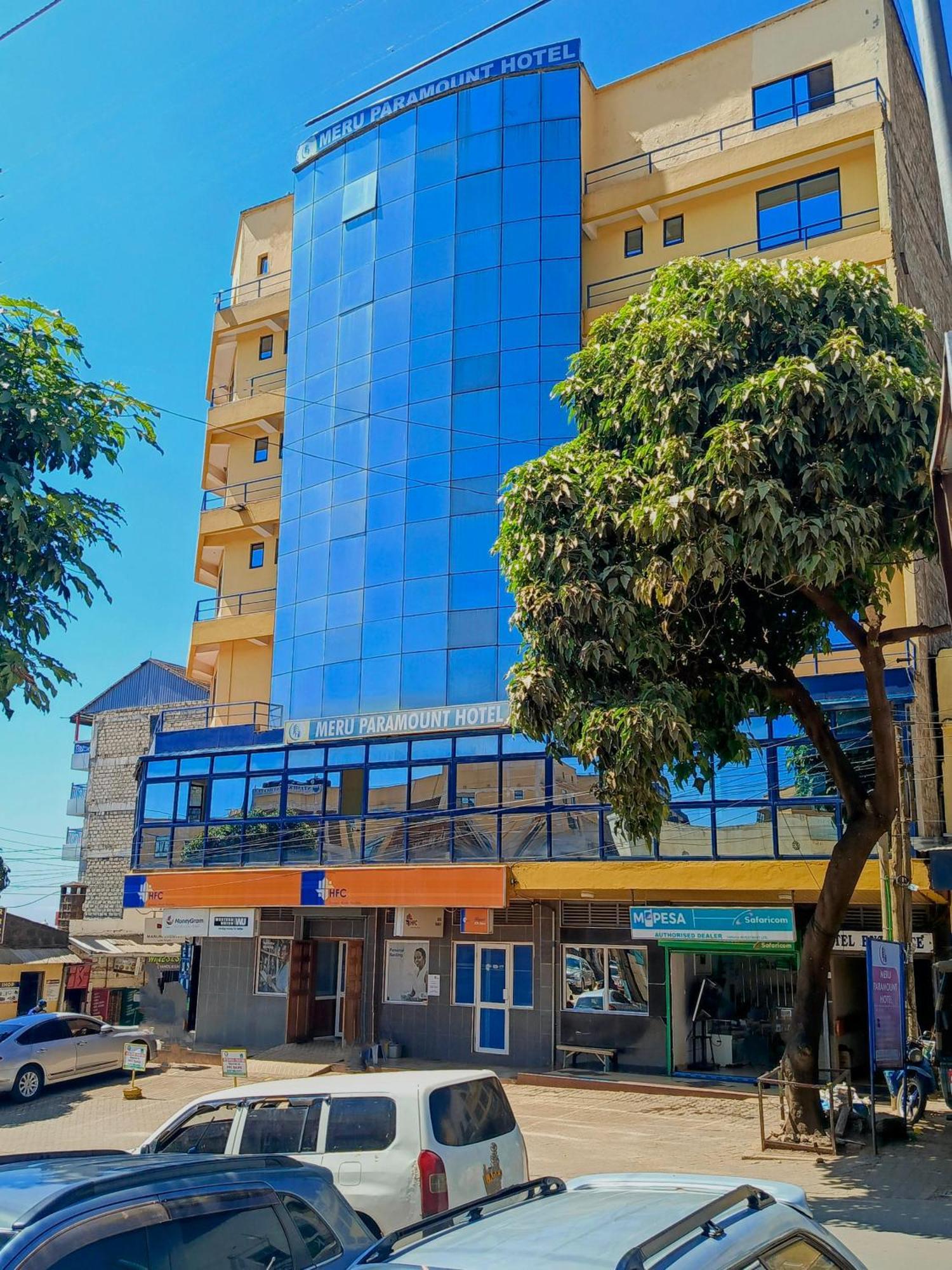 Meru Paramount Exterior foto