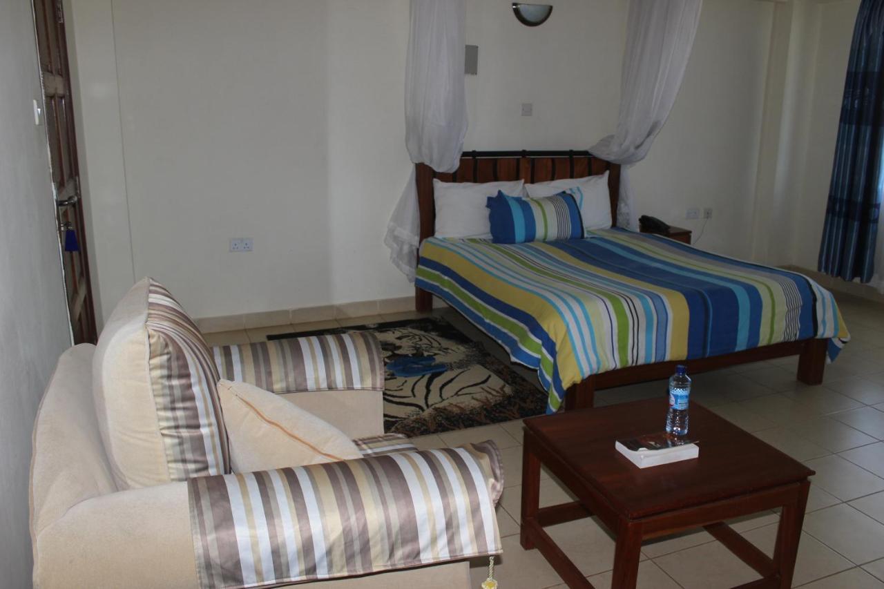 Meru Paramount Exterior foto